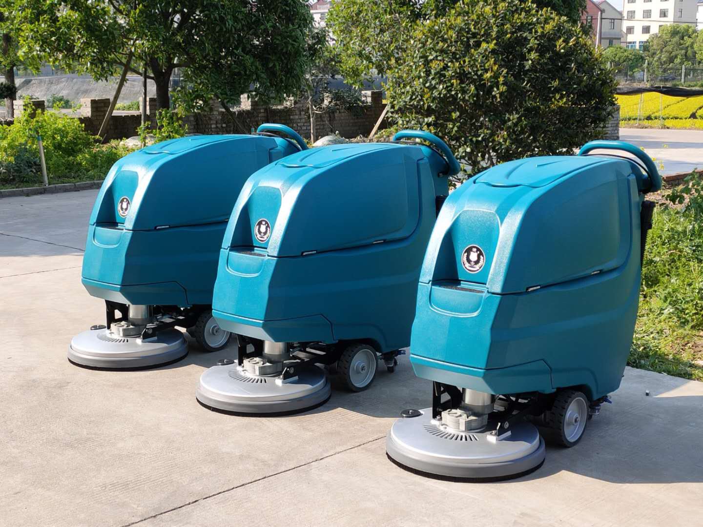 （洁士大型AM880TM电动自走式洗地吸干机）（适用于工厂、超市、地下车库、医院、汽车站、火车站、高铁站、飞机场等）