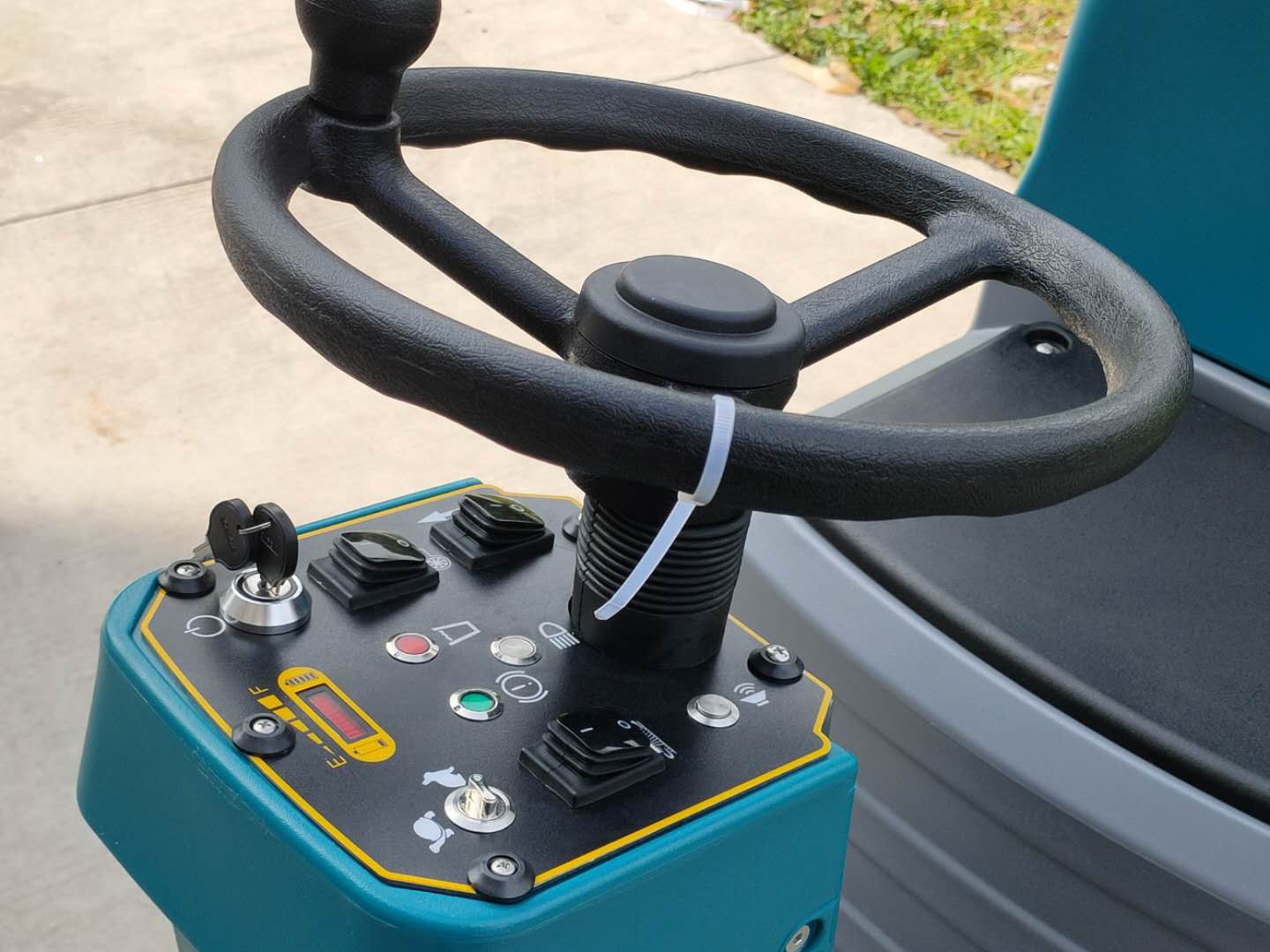 洁士S45驾驶式芭乐APP下载官方网站地址进入，洁士S45驾驶式芭乐视频在线播放，洁士驾驶室芭乐视频在线播放，洁士驾驶式扫地车