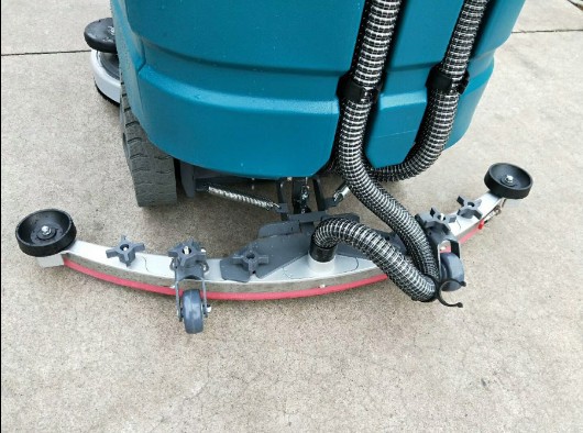 洁士S70双刷驾驶式芭乐APP下载官方网站地址进入，电动双刷驾驶式芭乐APP下载官方网站地址进入，洁士驾驶式芭乐APP下载官方网站地址进入