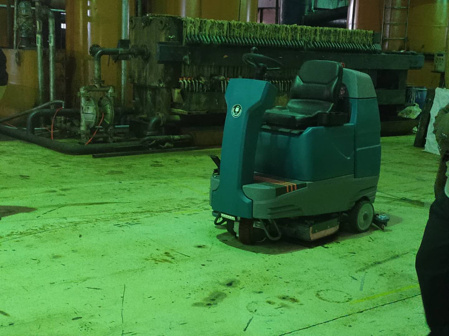 洁士S70B大型双刷驾驶式芭乐APP下载官方网站地址进入，双刷驾驶式洗地车，双刷驾驶式芭乐视频在线播放，双刷驾驶式扫地车