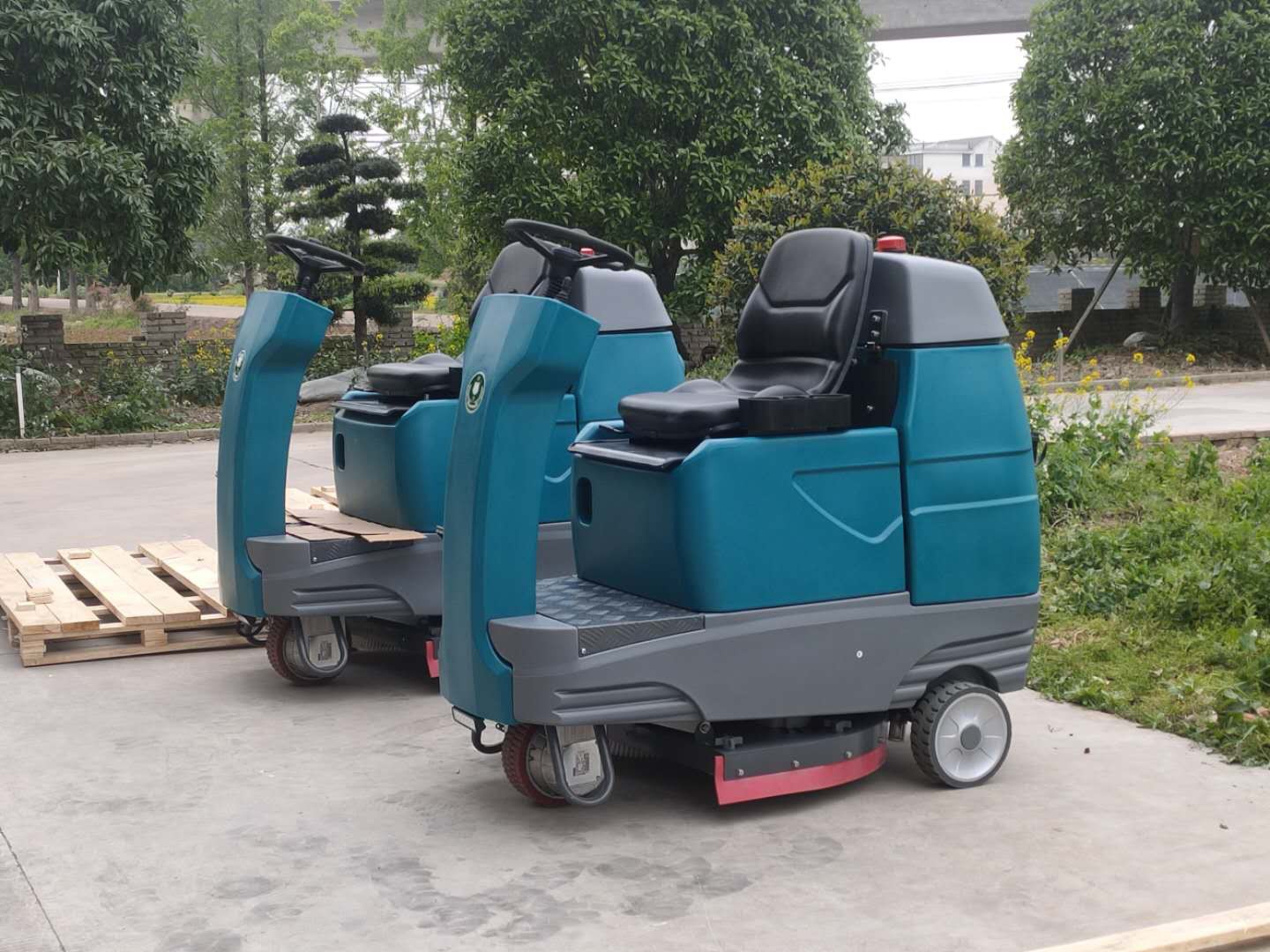 洁士S70B大型双刷驾驶式芭乐APP下载官方网站地址进入，双刷驾驶式洗地车，双刷驾驶式芭乐视频在线播放，双刷驾驶式扫地车