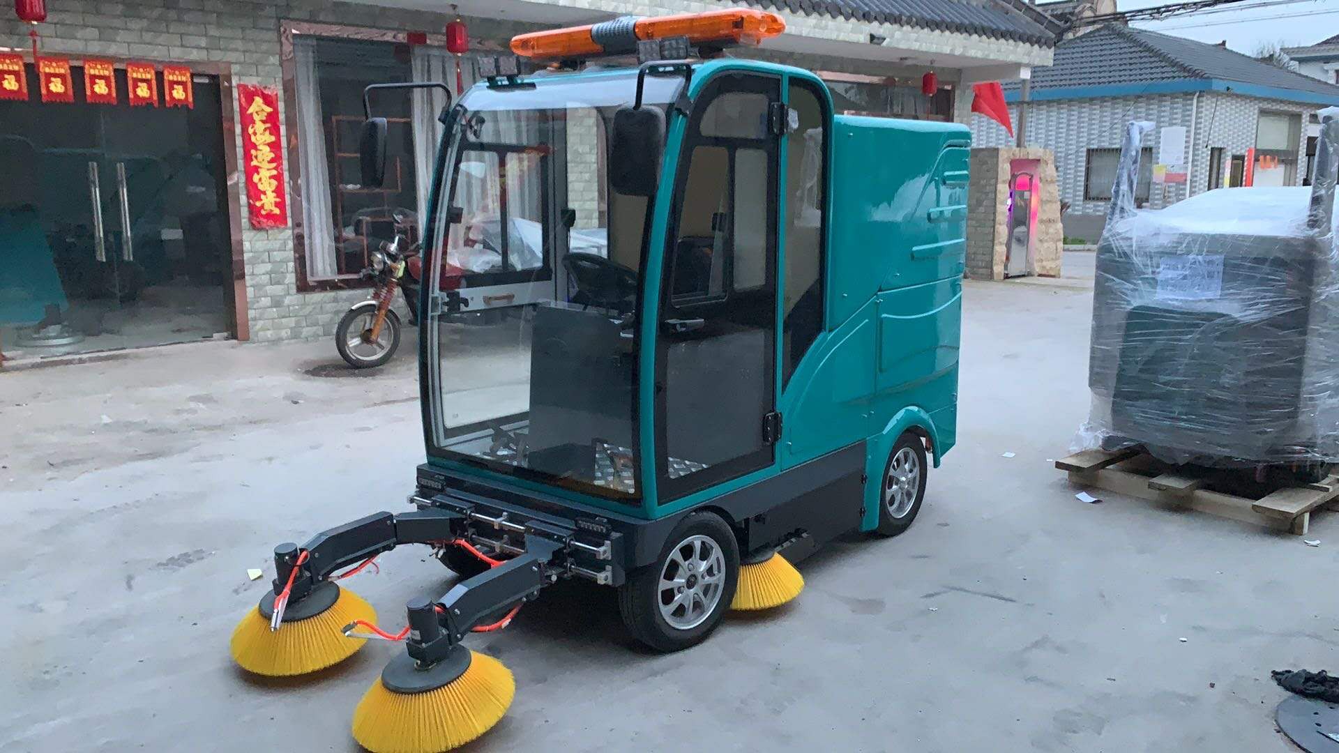 洁士AM2500TM电动四轮全封闭驾驶式扫地车/四轮全封闭驾驶式芭乐视频在线播放/四轮全封闭驾驶式清扫车/四轮全封闭驾驶式清扫机/四轮全封闭驾驶式扫路机/四轮全封闭驾驶式扫路车